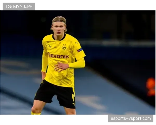 哈兰德跨联赛表现差异解析：适应能力与战术适配度分析